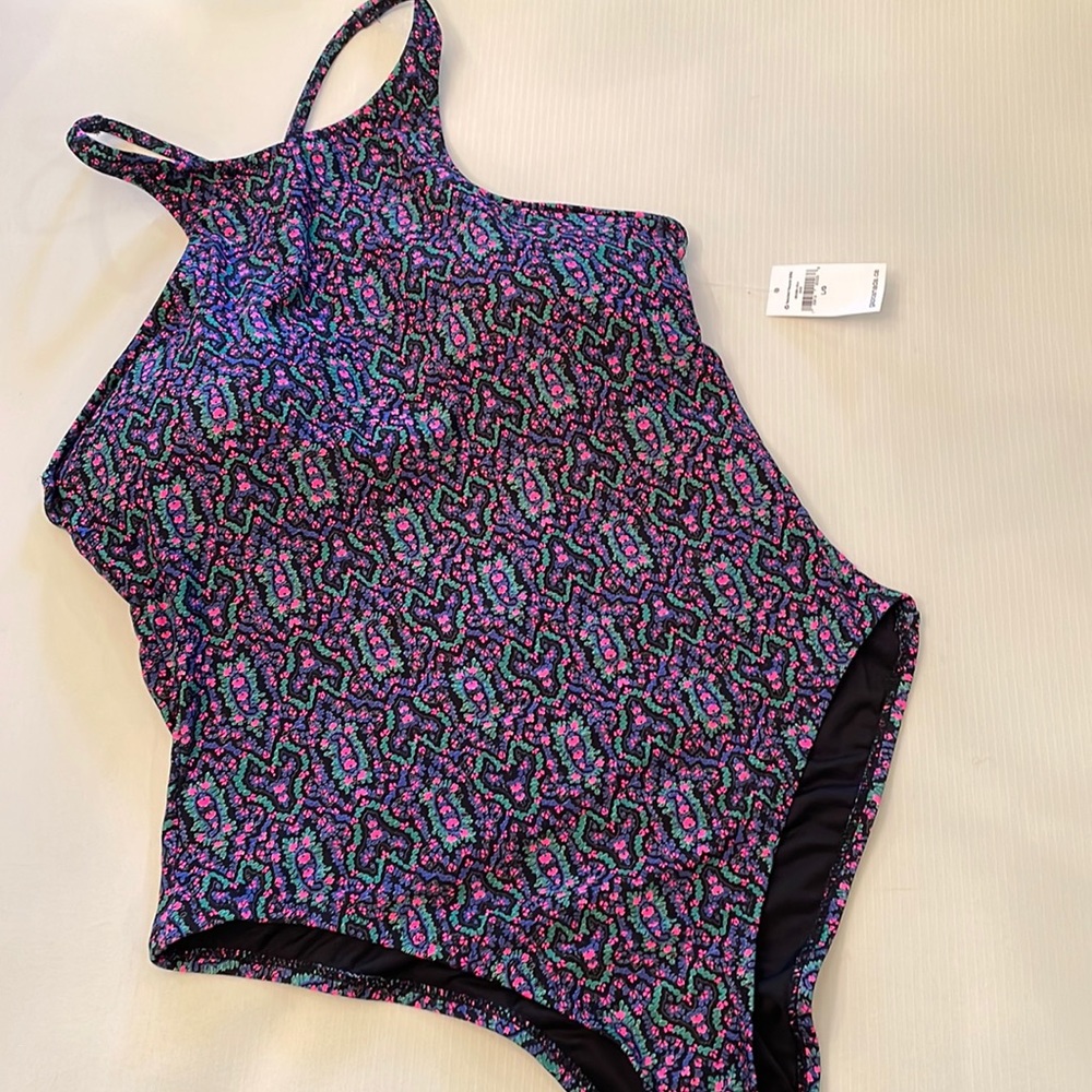 Gap bathing suit